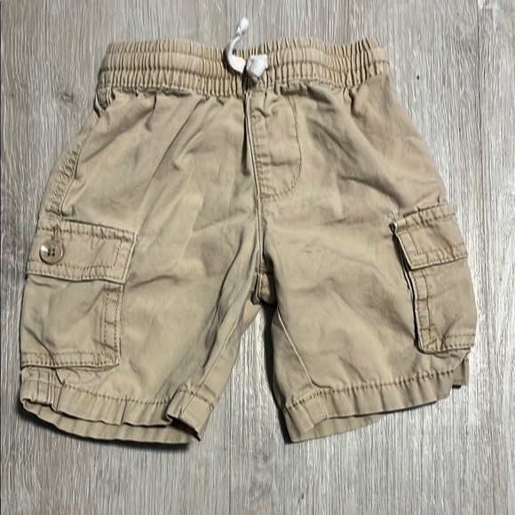 Tan Cargo Shorts - Picture 1 of 1